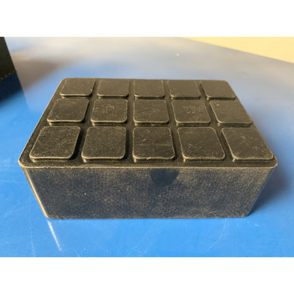 🔥พร้อมส่ง🔥ก้อนยาง ยางรองขาลิฟท์ รองขาลิฟท์ แบบสี่เหลี่ยม สีดำ ยางกันกระแทก ยางกันสะเทือน (ราคา/ชิ้น) สินค้าในไทย