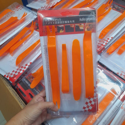 🔥พร้อมส่ง🔥ชุดแกะคอนโซล เครื่องมือถอดคอนโซล งัดพลาสติกในรถยนต์ ป้องกันการเป็นรอย แดชเครื่องมือ ที่งัดกิ๊บ สินค้าในไทย