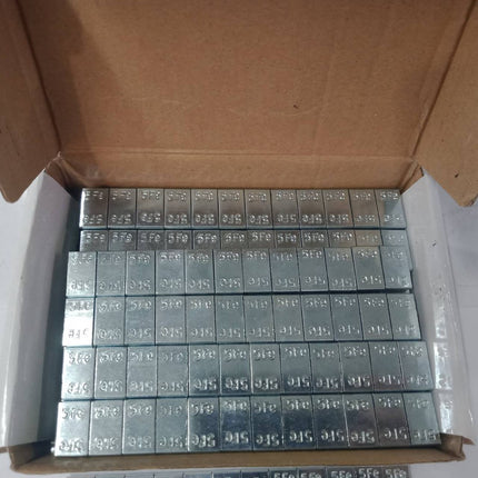 🔥พร้อมส่ง🔥ตะกั่วแปะถ่วงล้อ 5g-10g ทั้ตะกั่วชุบซิงค์ รับรองว่าเป็นกาวที่มีคุณภาพดี กาวติดแน่นหนา กาวไม่หลุด สินค้าในไทย