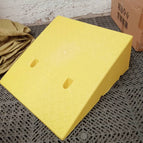 สีเหลือง / 50x24x7Cm.
